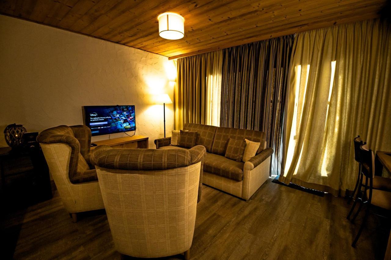 Cardinal Jasna Mountain Wellness Apartment 迪马诺卡多林纳 外观 照片